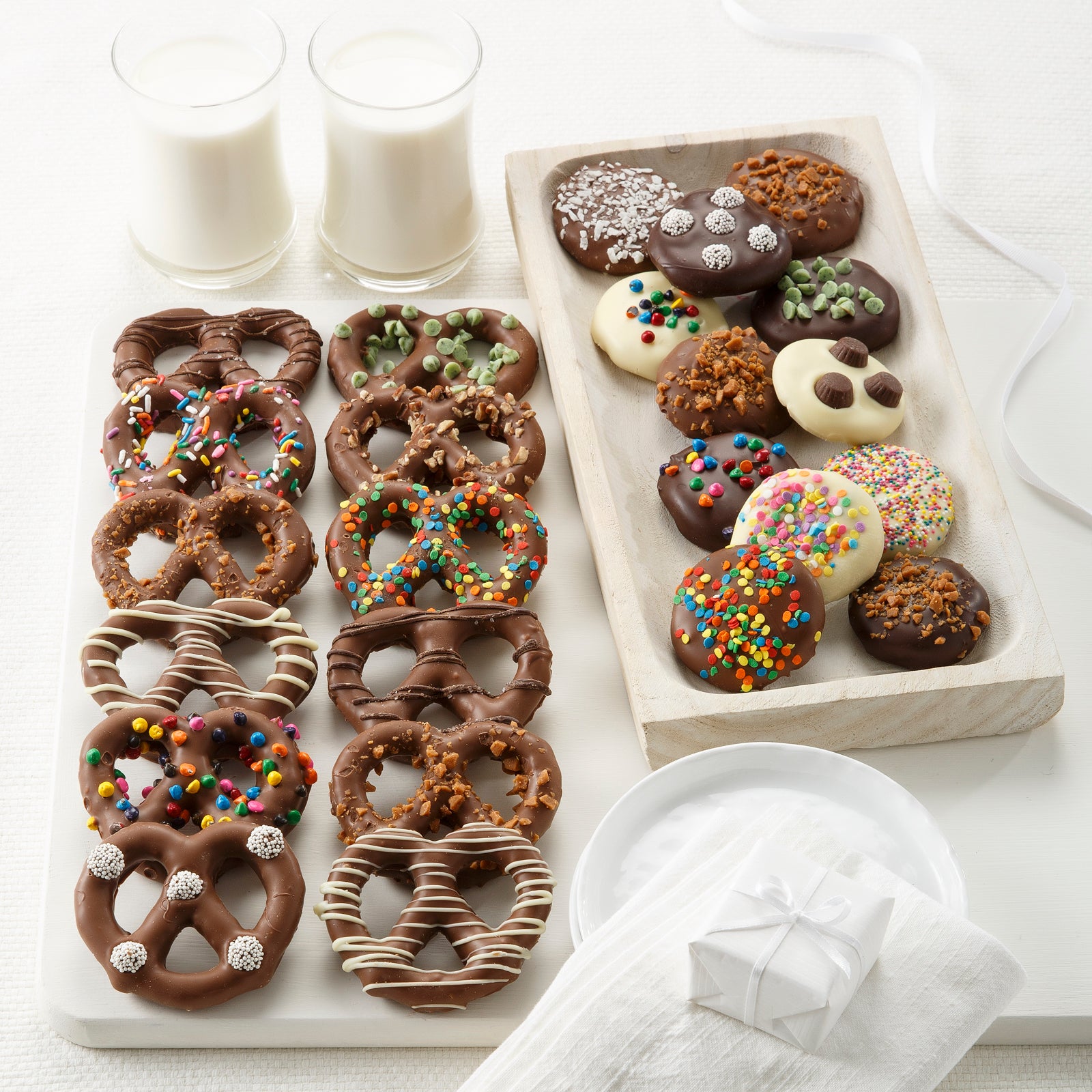  Happy Holidays Gift Basket, Chocolate Covered Pretzel Gift [6  Flavors] Gourmet Holiday Gift